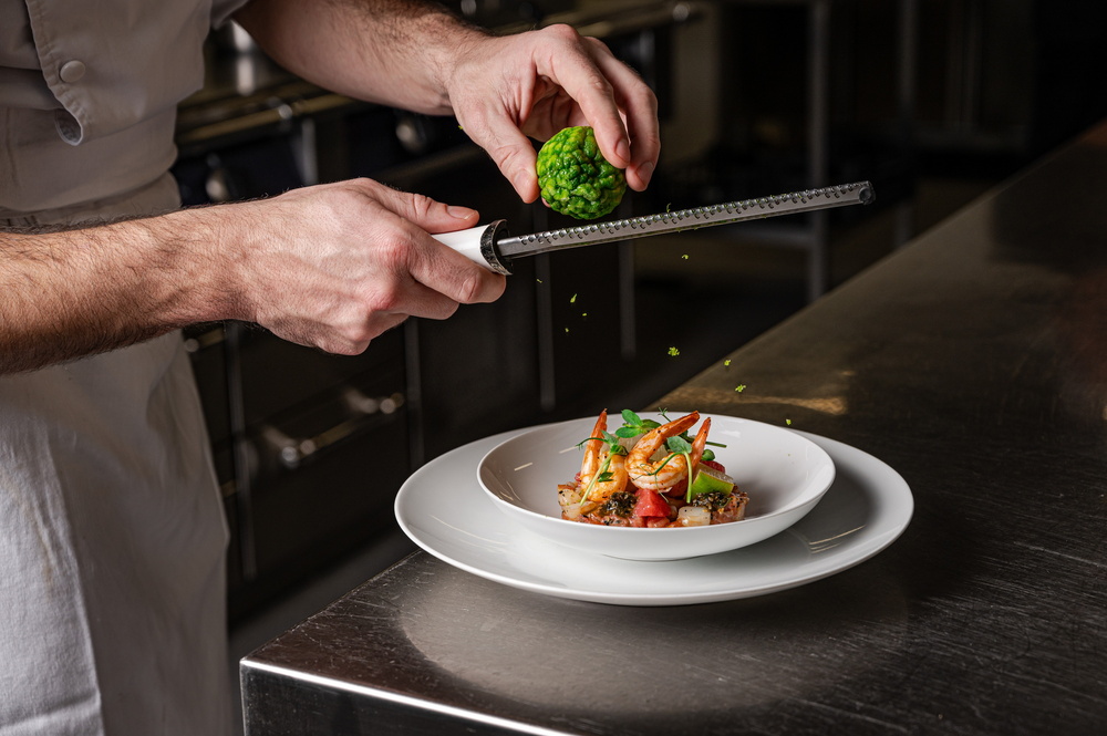 20250710172013-2581_2023-PORNIC-E BOILEAU Photographe-Restaurant-PhotoValableNov2028-2_1000x665.jpg
